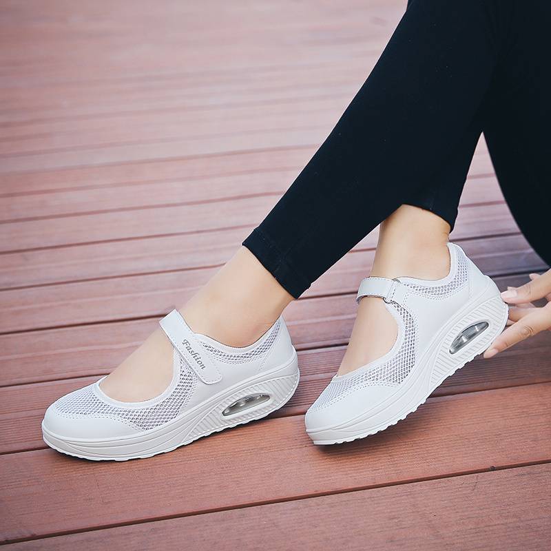 Chaussures Orthopédiques Blanches à Scratch Confort Plus - Alliez Style et Bien-être