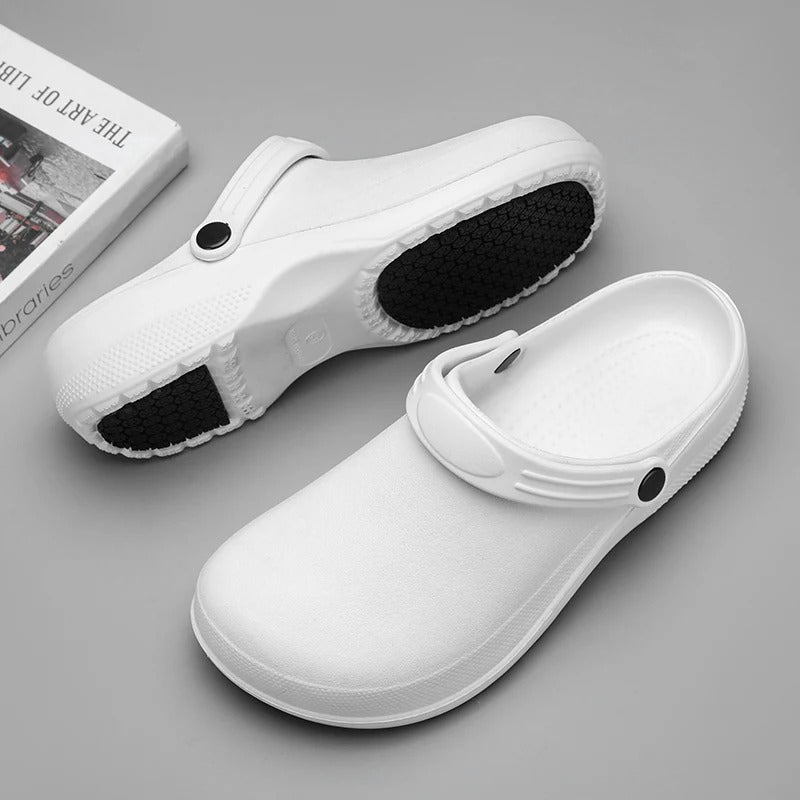 Chaussures infirmière sans lacets blanches – Enfilage rapide et confort longue durée | Orthoshoes